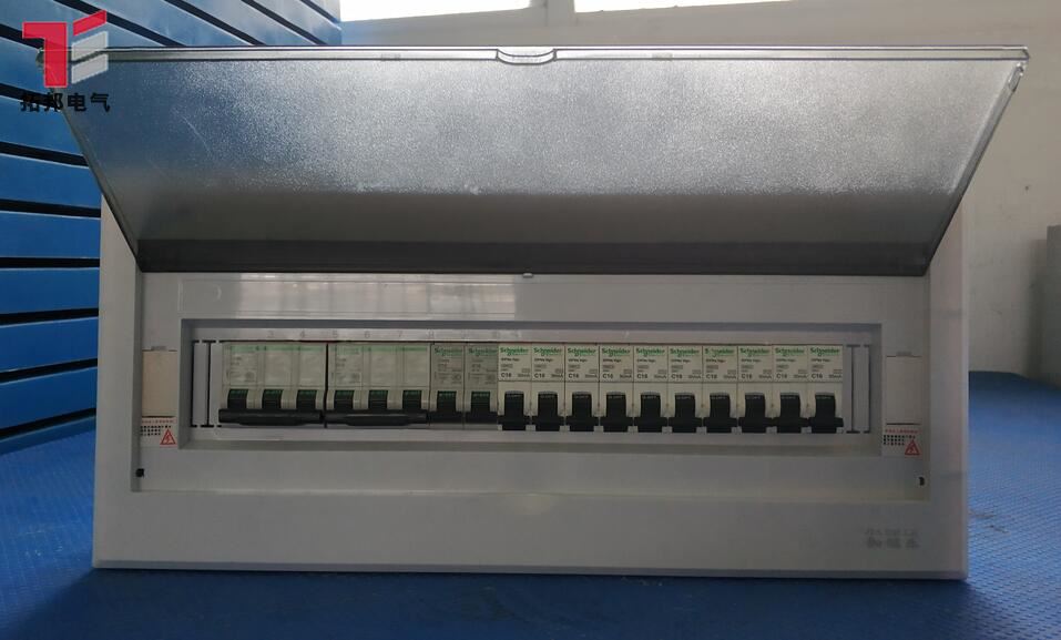  PZ30戶內(nèi)配電箱